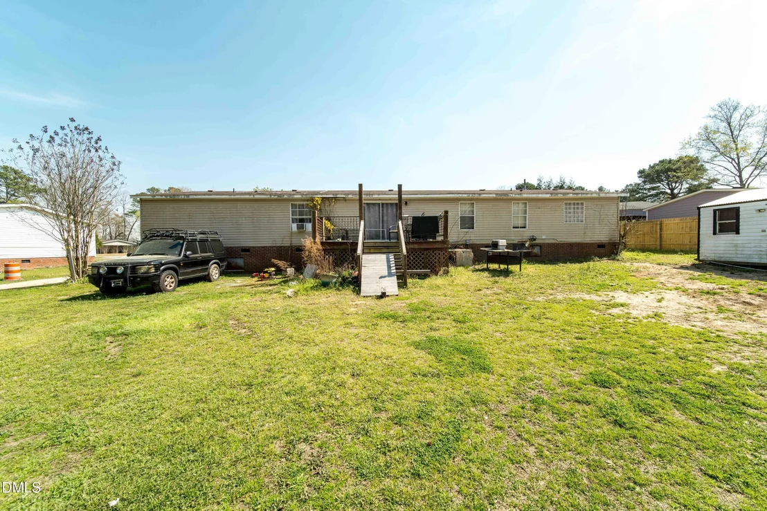 Photo of Unit UNITLT26 at 401 Morehead Drive