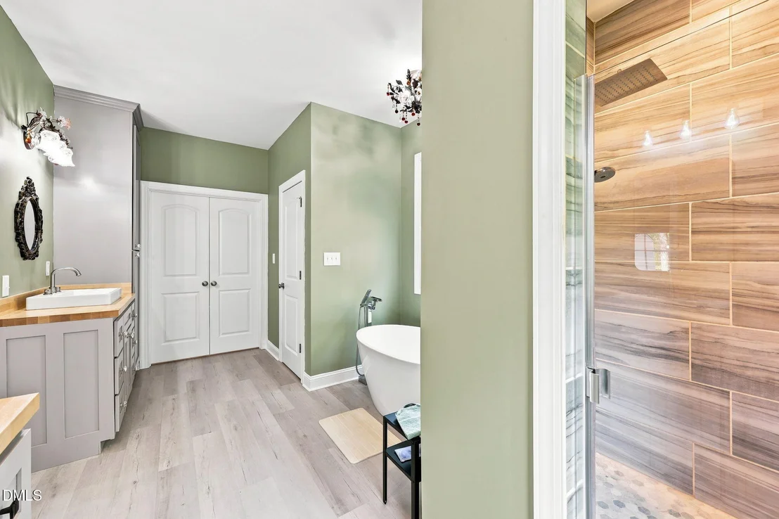 Photo of 665 Walnut Grove Road