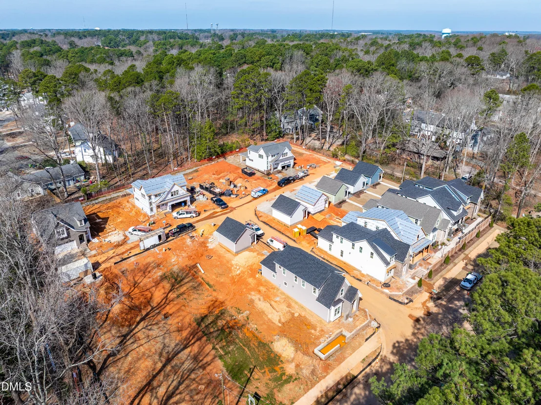 Photo of 722 1/2 Powell Drive