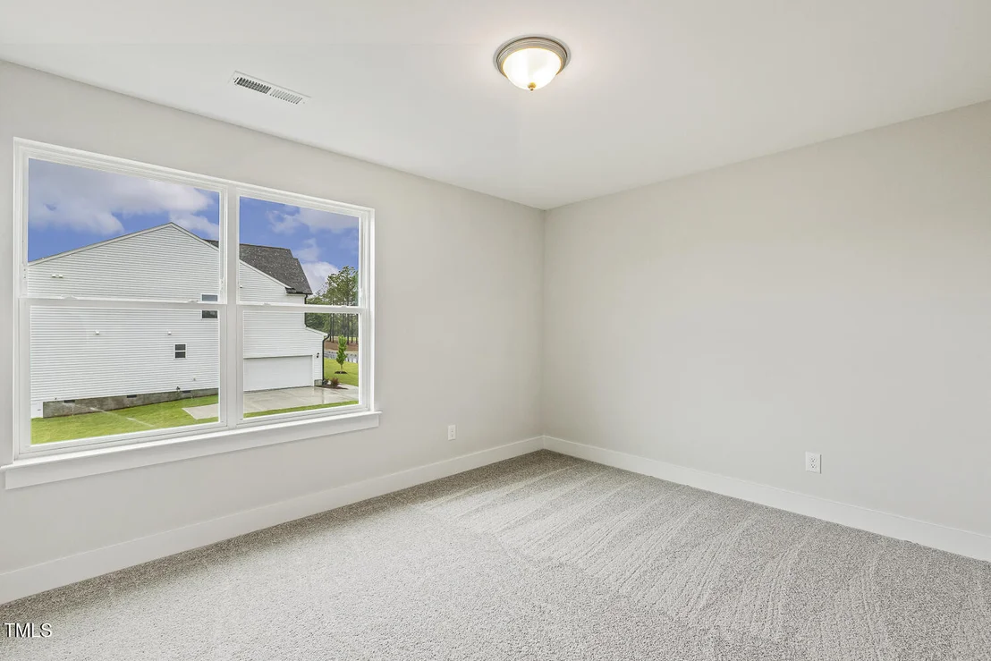 Photo of 292 Weddington Way