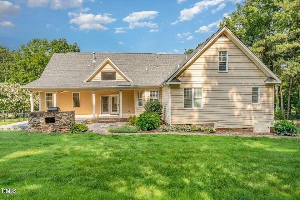 Photo of 1096 Silverleaf Drive
