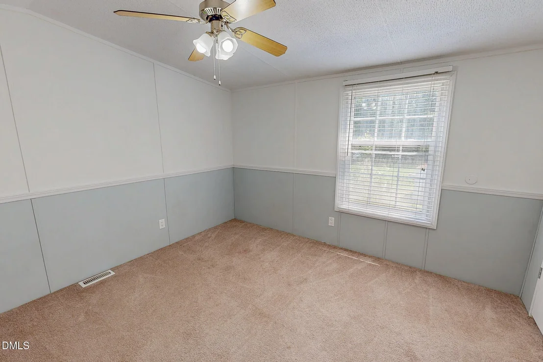 Photo of 32 Everett Avenue