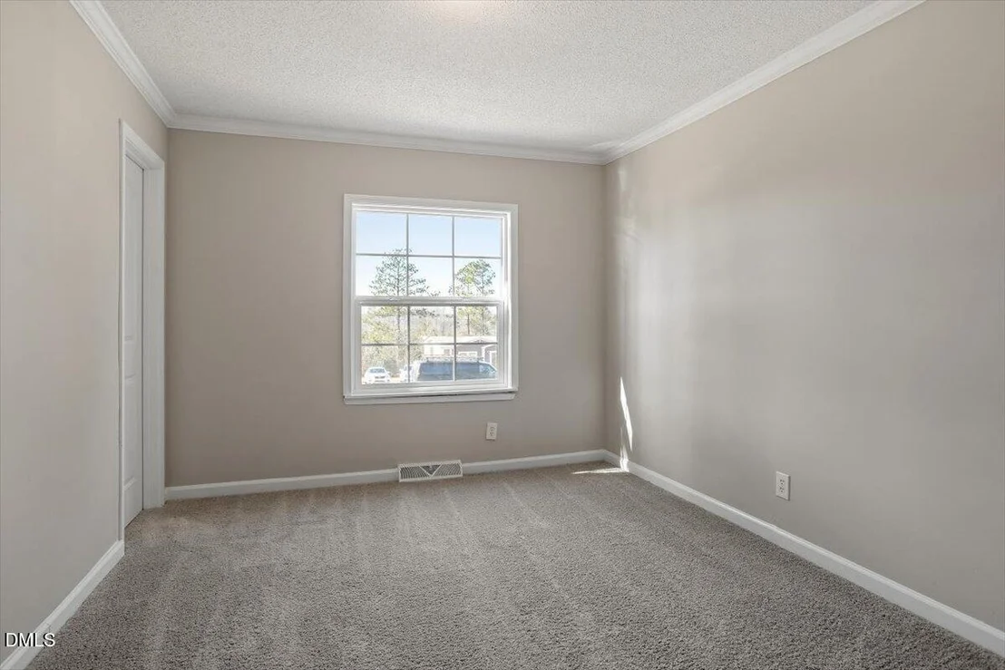 Photo of 190 Pickett Circle