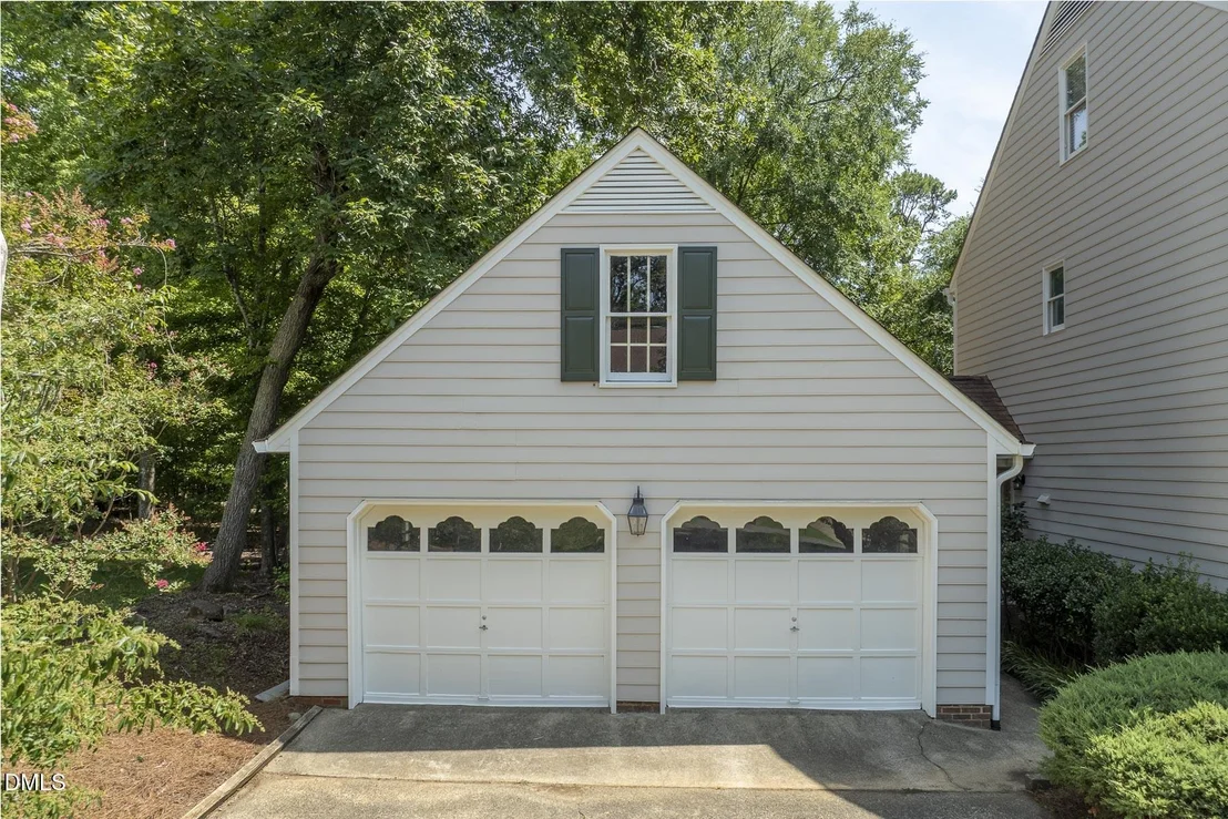 Photo of 708 Flagstone Way