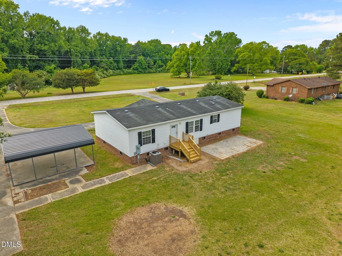 Photo of 8540 Godwin Falcon Road