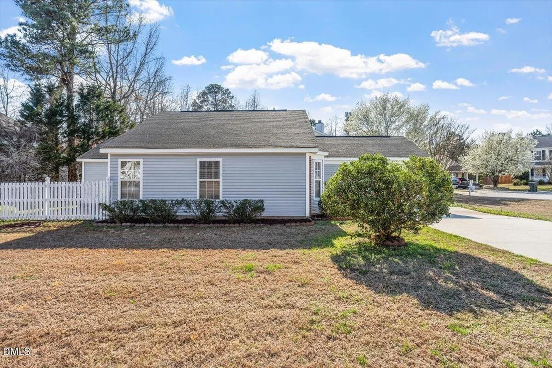 Photo of 5212 Marthonna Way