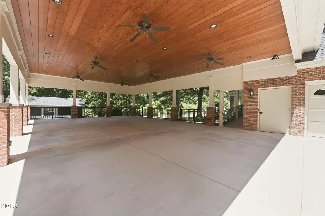 Photo of 2915 Truitt Drive