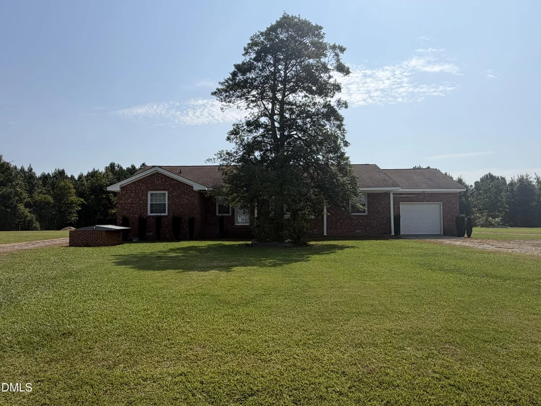 Photo of 406 Woodruff Road