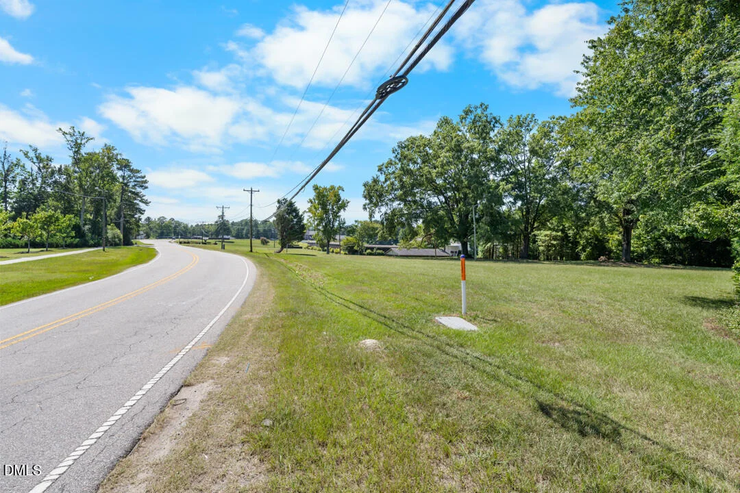Photo of 1028 Lynn Road