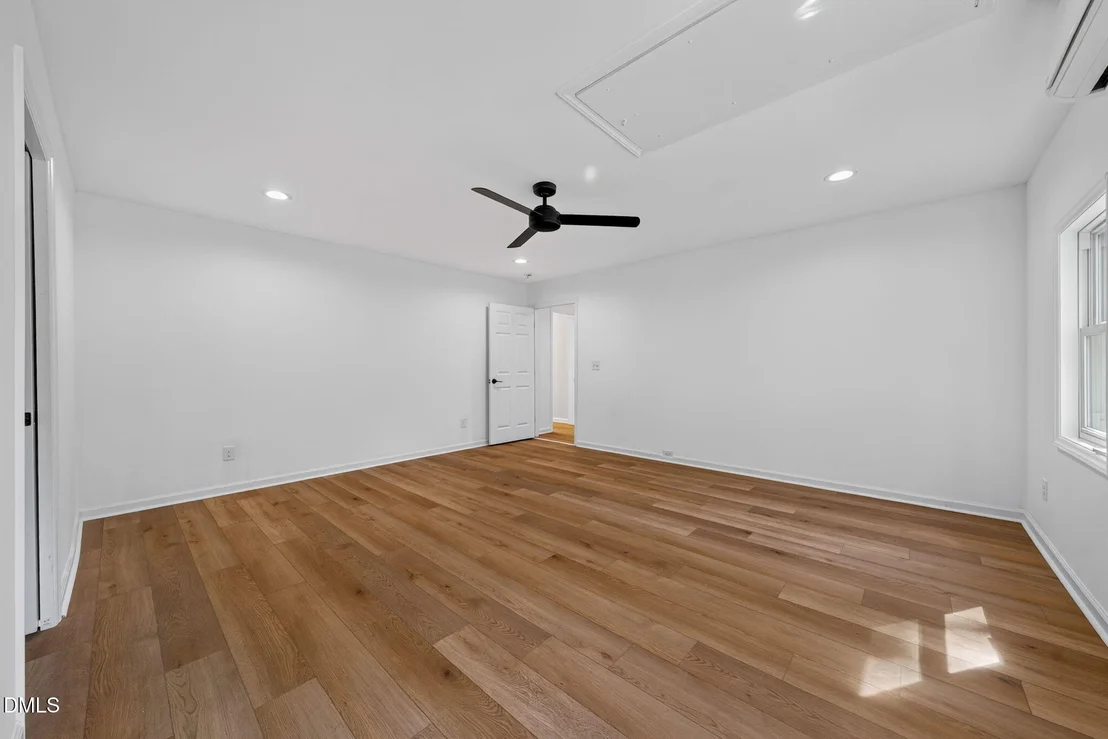 Photo of 5605 Genesee Drive
