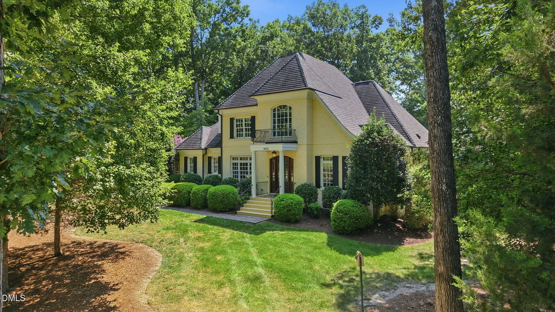 Photo of 6102 Treyburn Point Drive