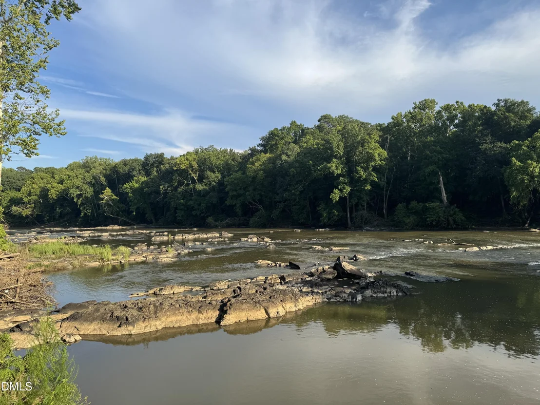 Photo of 100 Sloping Pond Road