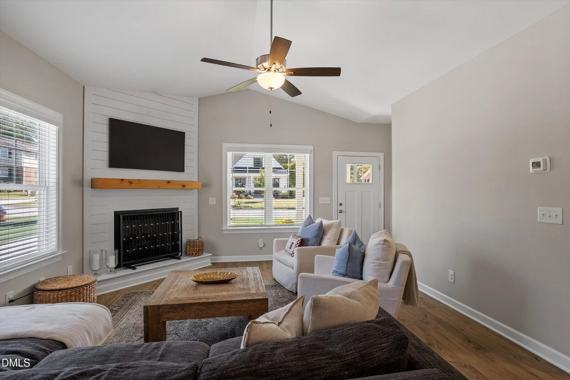 Photo of 318b Crescent Drive