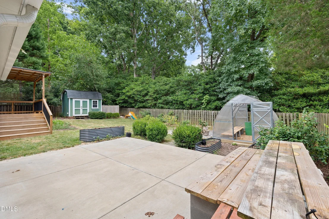 Photo of 602 SE Maynard Road
