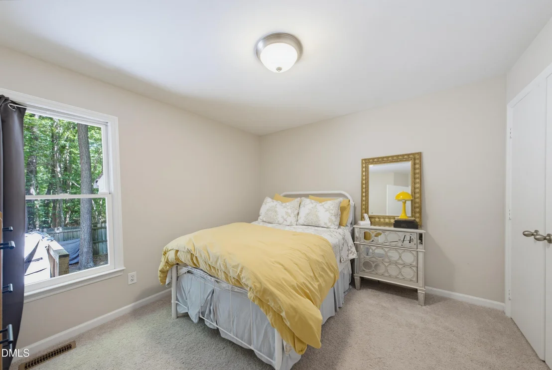 Photo of 3500 Castlegate Drive