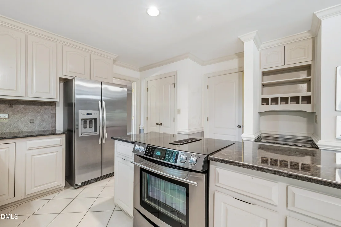 Photo of 225 Dalton Drive