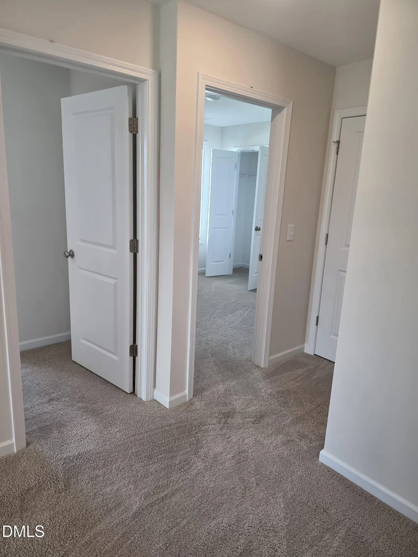 Photo of 824 Old Angus Lane