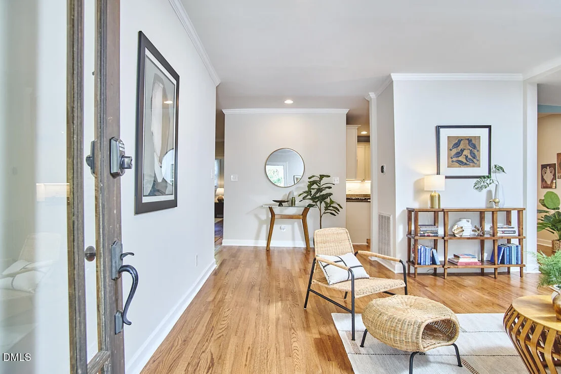 Photo of 2203 Chapel Hill Road