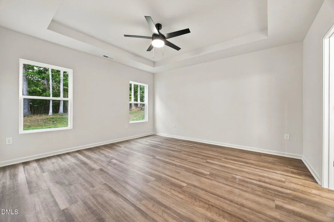Photo of 713 Crestview Drive