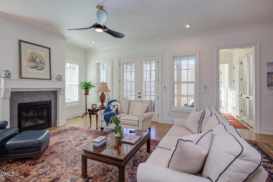 Photo of 1028 Whitehall Circle