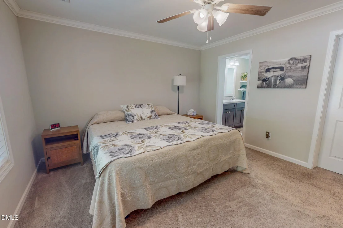 Photo of 42 Tom Webb Road