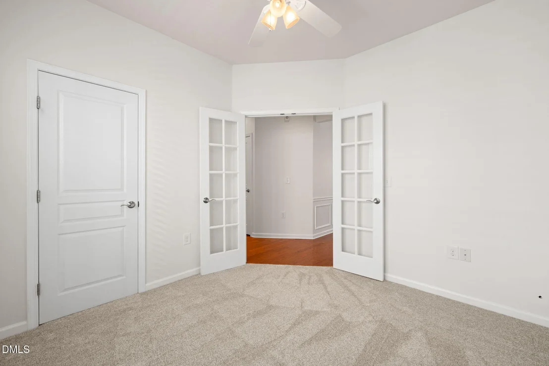Photo of 725 Bradhurst Place