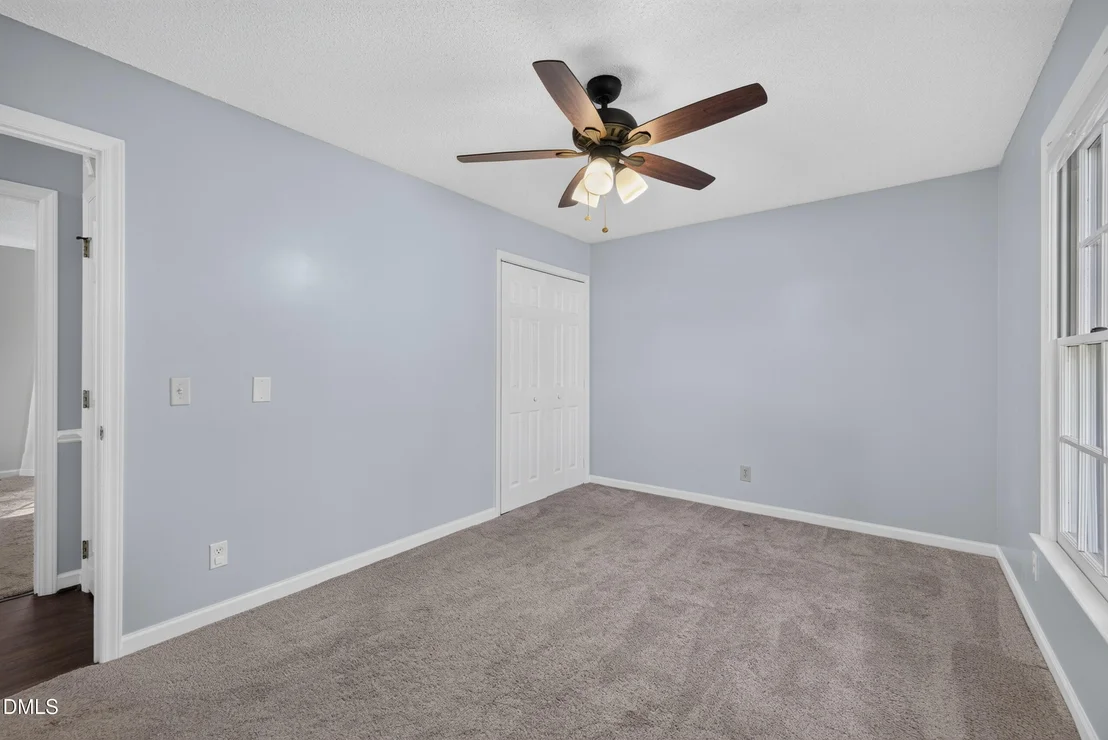 Photo of 8609 Manns Loop Road