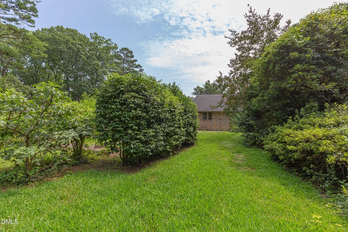 Photo of 1925 Alexander Road