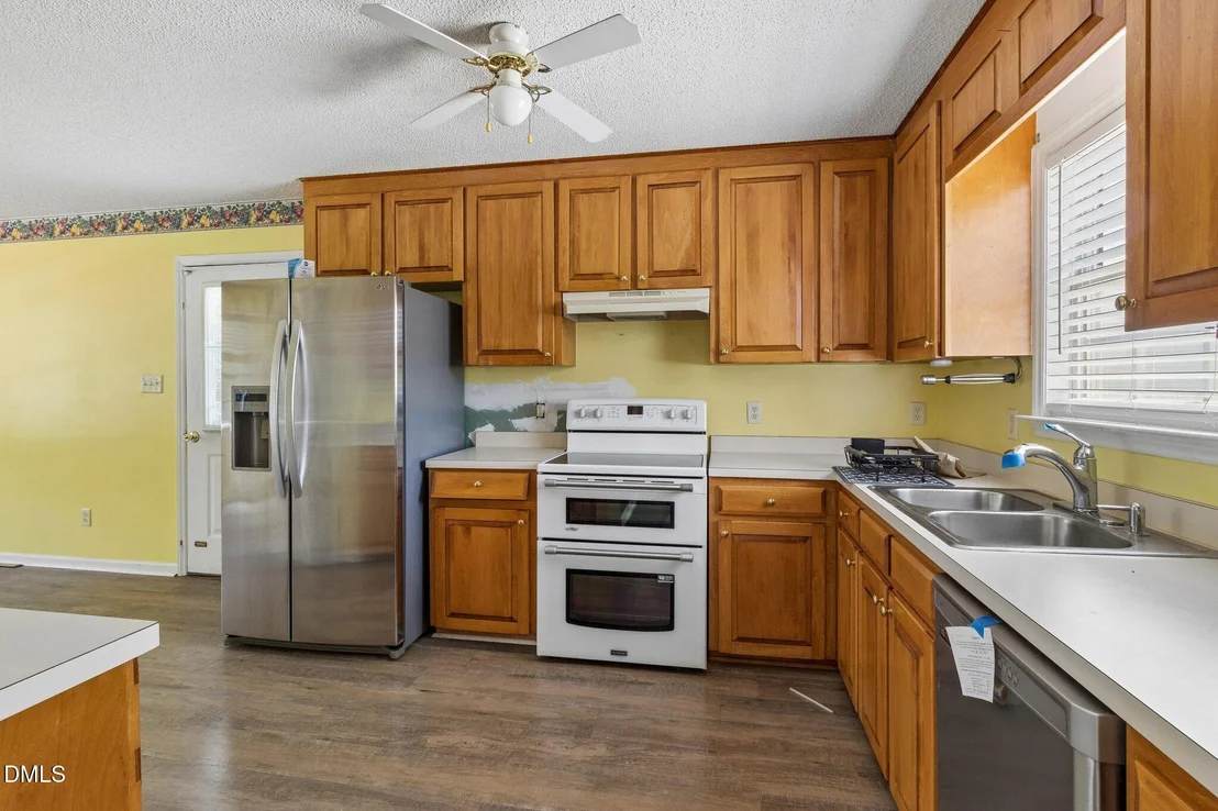 Photo of 6304 Walnut Glen Drive
