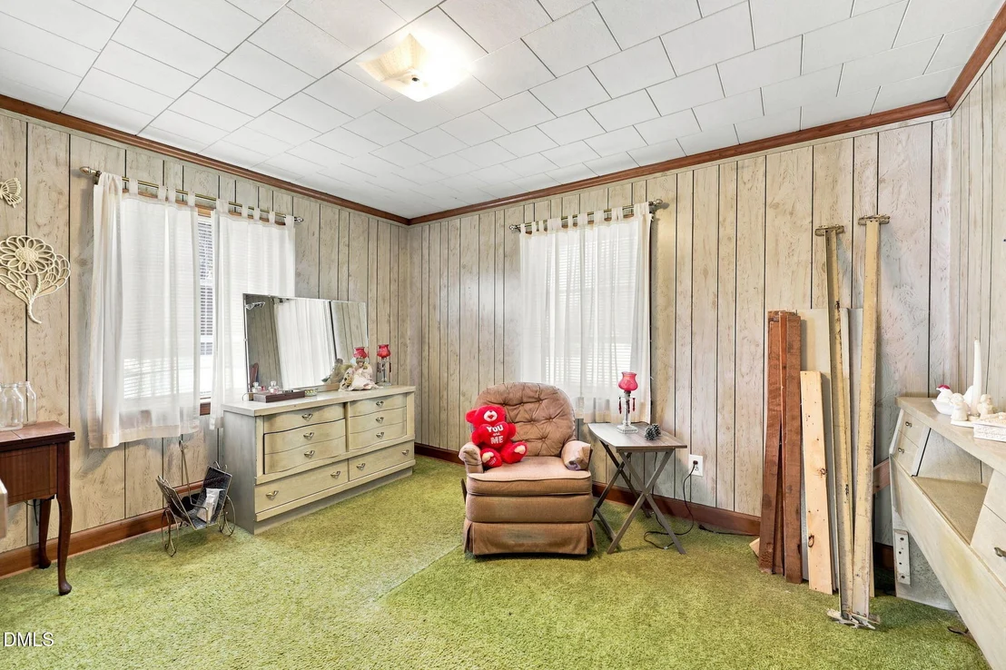 Photo of 1700 Parham Drive