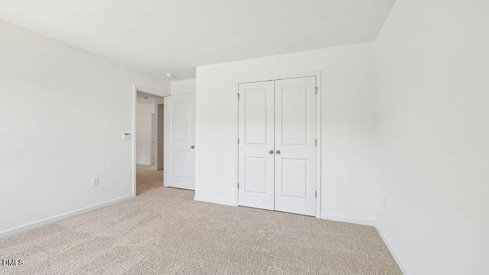 Photo of 115 Oak Bluff Court
