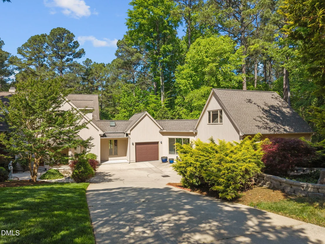 Photo of 12117 Cliffside Circle
