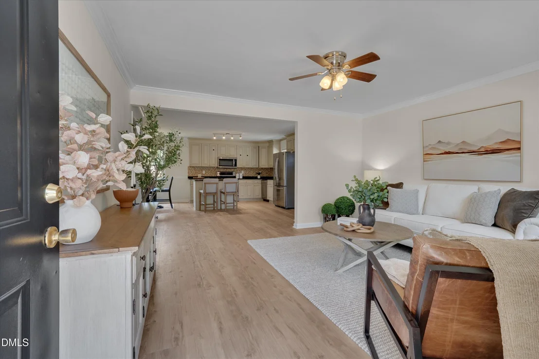 Photo of 2224 Emerson Place