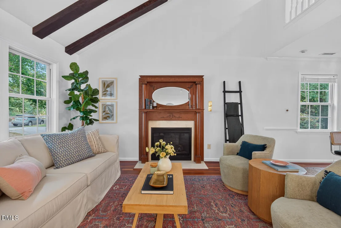 Photo of 2210 Parkside Drive