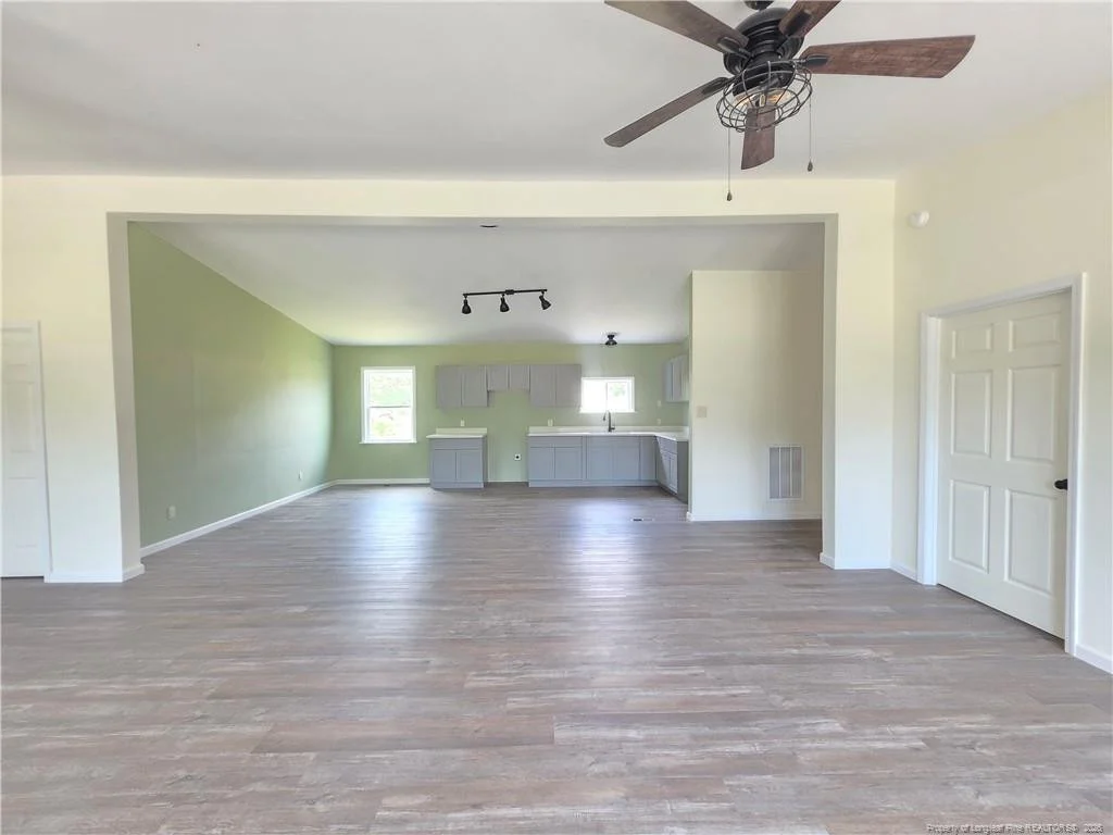 Photo of 190 Deaton Road