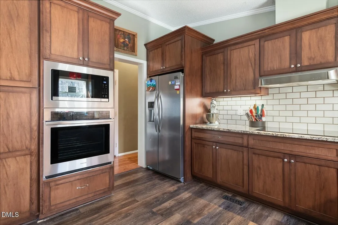 Photo of 3824 Poplar Drive