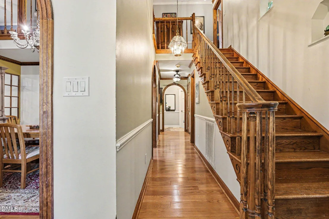 Photo of 2256 Shotwell Road