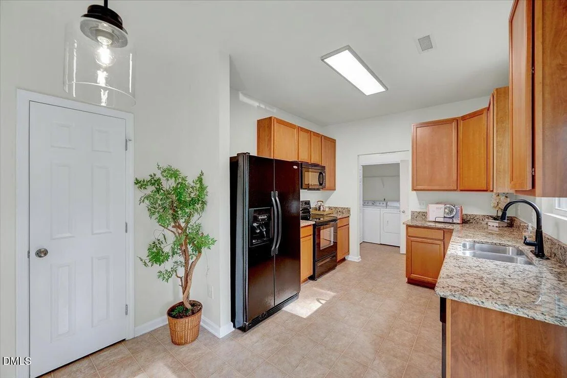 Photo of 5110 Rainmaker Drive