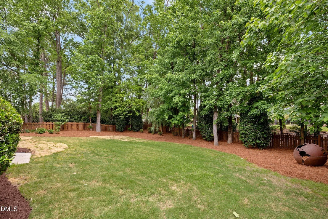 Photo of 5707 Highcroft Drive