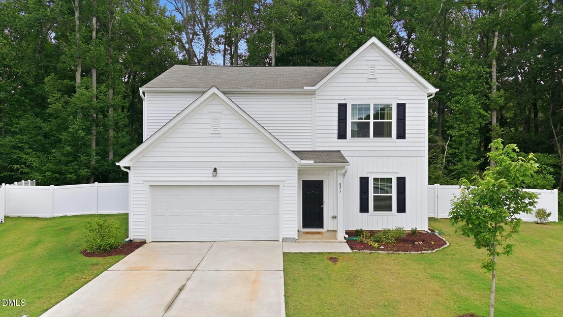 Photo of 823 Piaggio Lane