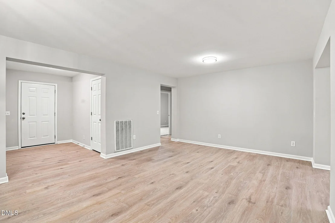 Photo of 224 Lyons Road