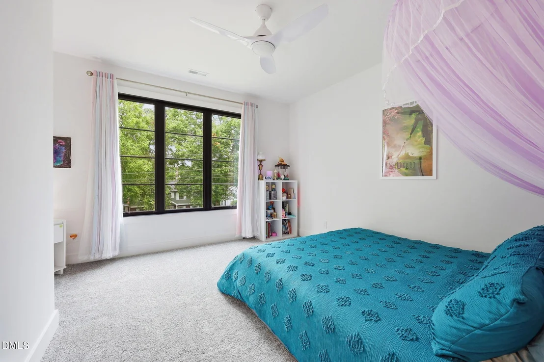 Photo of 814 Tyrrell Road