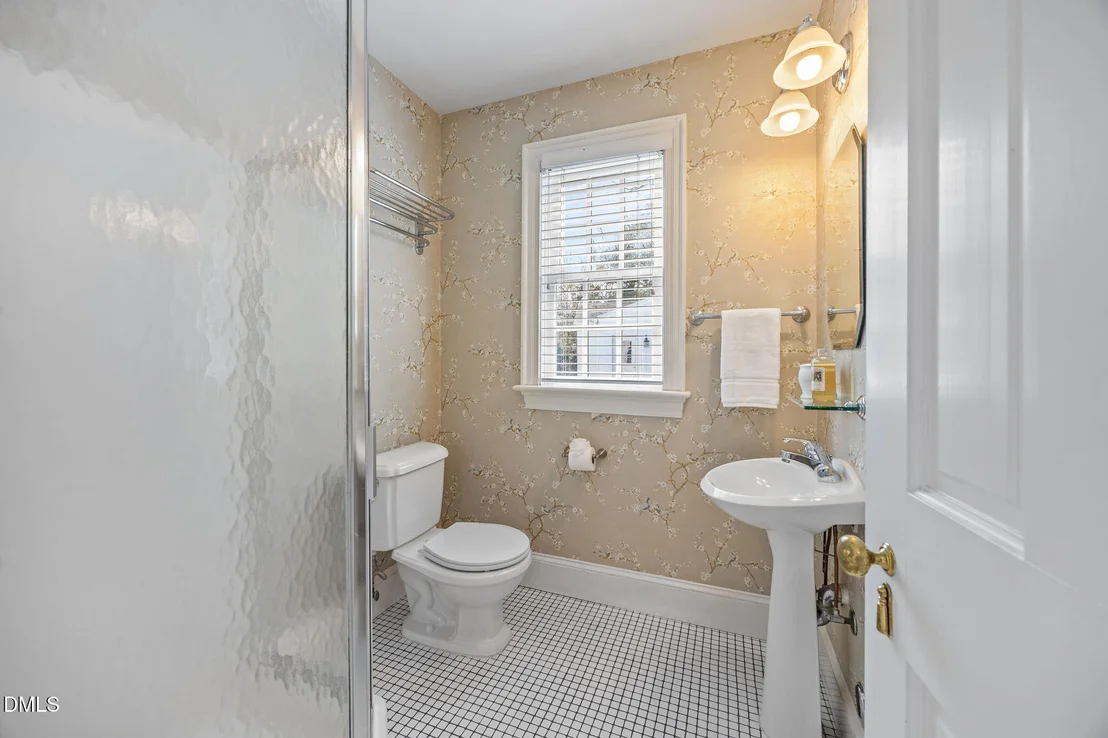 Photo of 3816 Dover Road