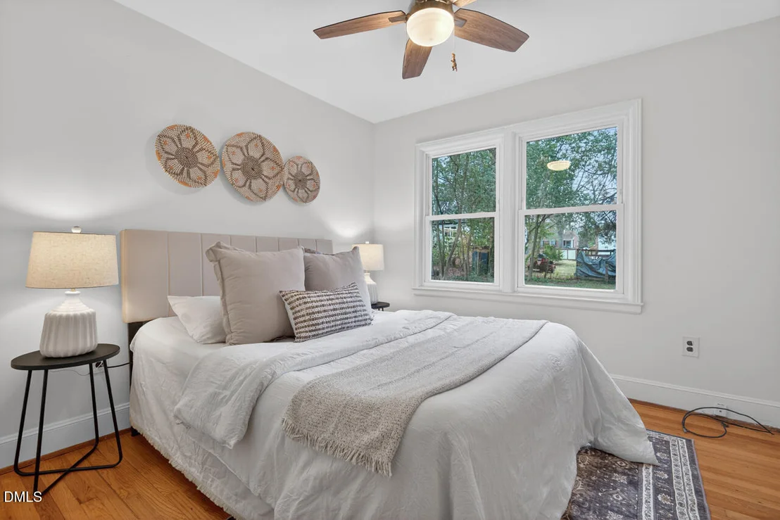Photo of 1811 Forest Road