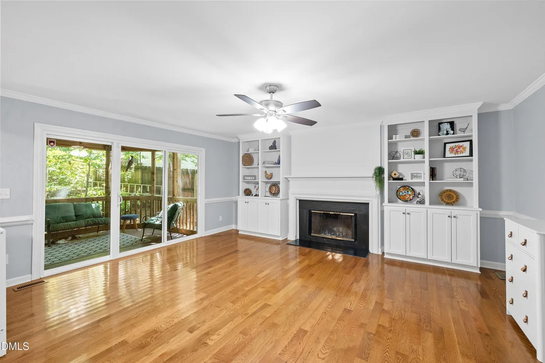 Photo of 1409 Bridgeport Drive