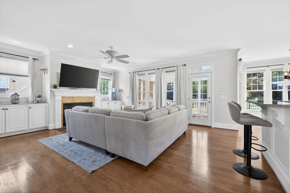 Photo of 945 Alden Bridge Drive