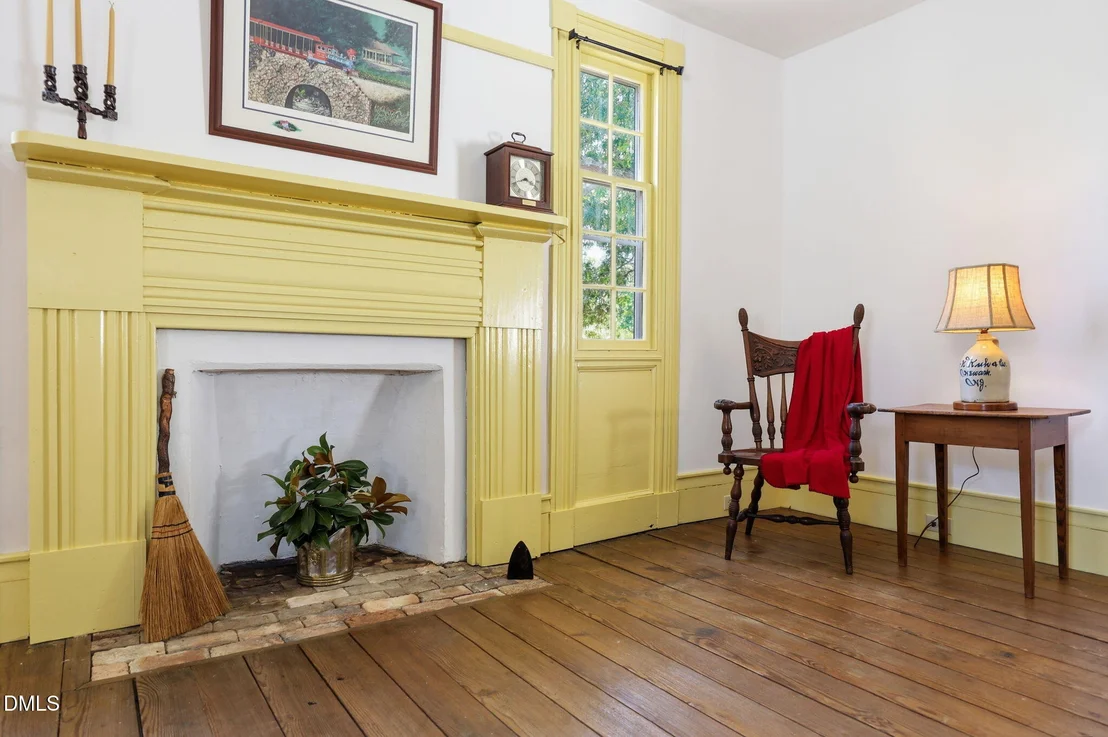 Photo of 462 Darius Pearce Road