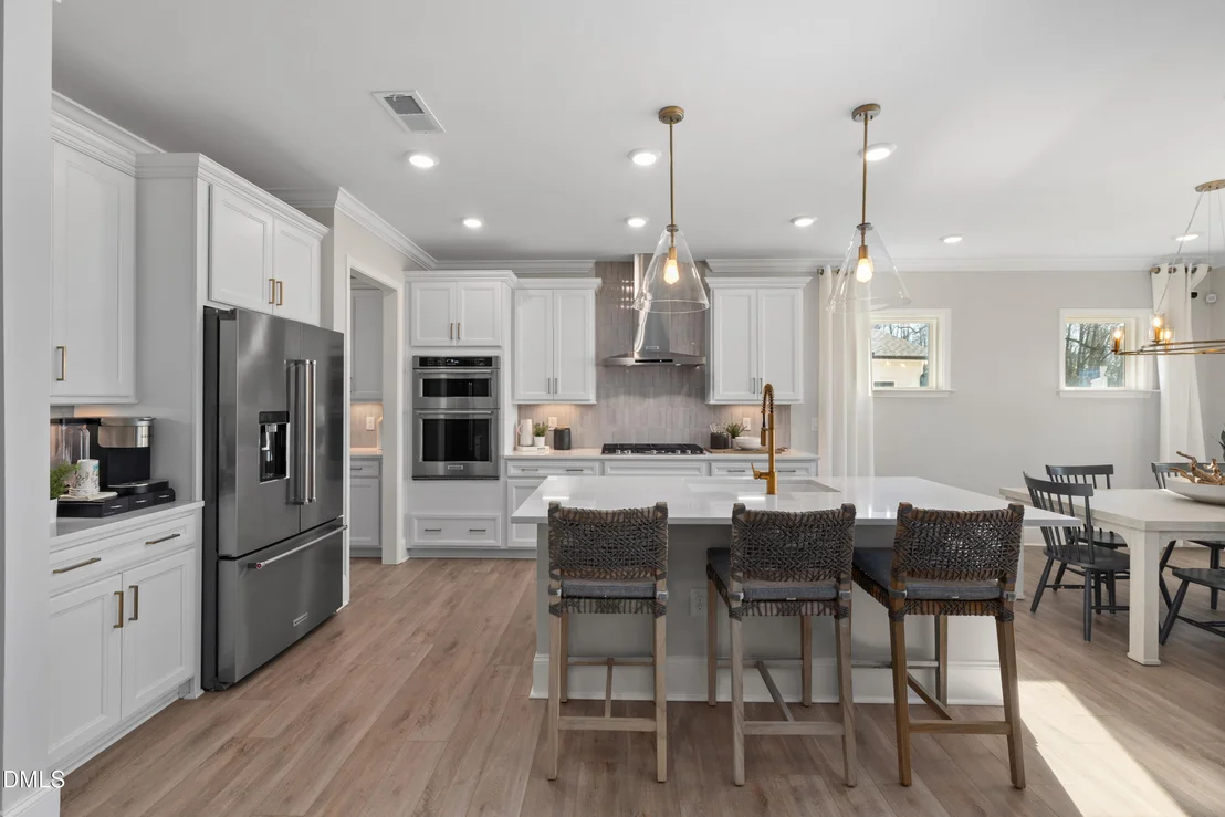 Photo of 2113 Saunders Farm Drive