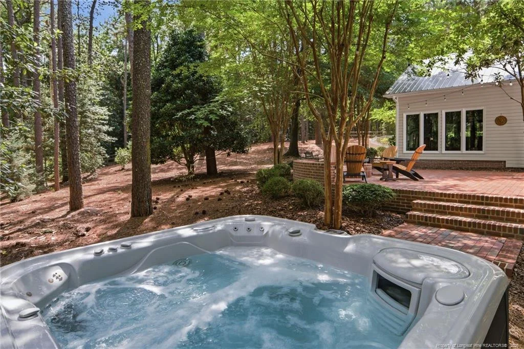Photo of 305 Maples Road