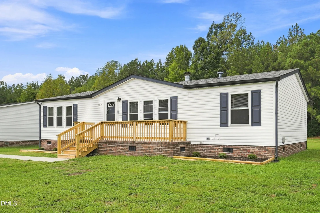 Photo of 182 Wendover Lane